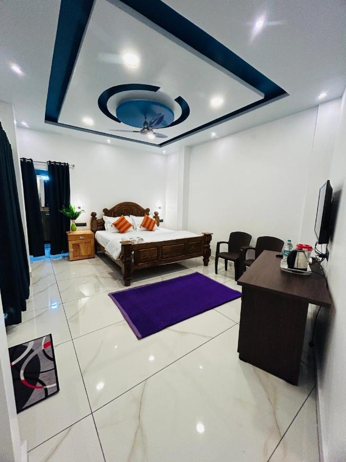 Grand Periyar Apartment Текади Екстериор снимка