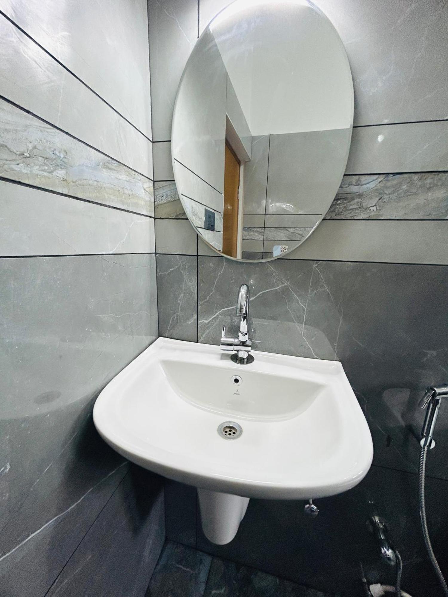 Grand Periyar Apartment Текади Екстериор снимка